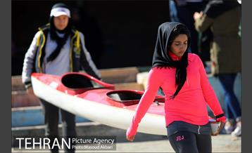 مسابقات قایقرانی قهرمانی کشور آبهای آرام بانوان 8