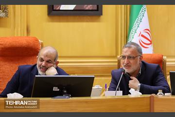 نشست بررسی زمینه های تحقق تولید ۱۰۵ دستگاه واگن قطار شهری 2