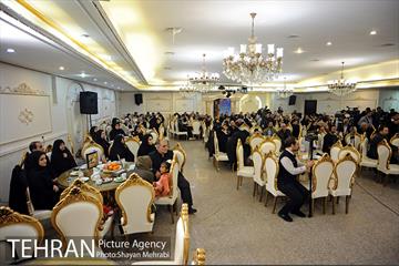 نشست صمیمانه شهردار تهران با خانواده های شهدای آتش نشان و آسیب دیدگان حادثه ساختمان پلاسکو 25