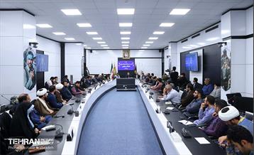 نشست صمیمانه اعضای گروه‌های جهادی با شهردار تهران 20