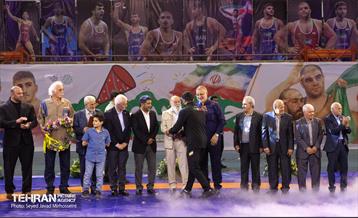 مراسم تجلیل از کشتی‌گیران قهرمان جهان (جشنی برای ایران) 19