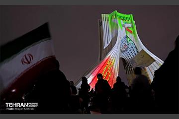 نور افشانی در شب سالگرد پیروزی انقلاب اسلامی - 2 27