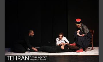 نمایش شازده احتجاب 4