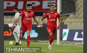 دیدار تیم های پرسپولیس و تراکتور 8