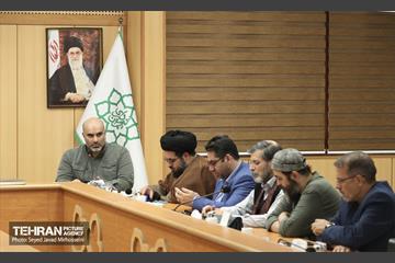 نشست صمیمانه شهردار تهران با جمعی از شعرا 38