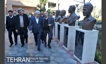 رویداد «ناحیه نوآوری شریف» با حضور پیروز حناچی شهردار تهران 34