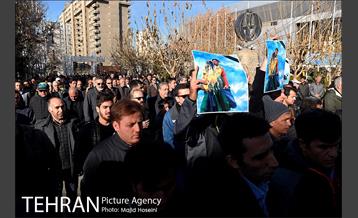 مراسم تشییع پیکر مهدی حبیبی فر 4