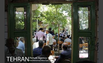 رونمایی از کتاب در گذری بر دروازه غار 31