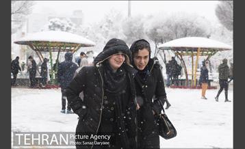 بارش برف در میدان نبوت (هفت حوض) 21