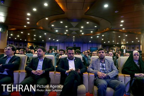 دورنگاه ارتباطات شهر تهران 22