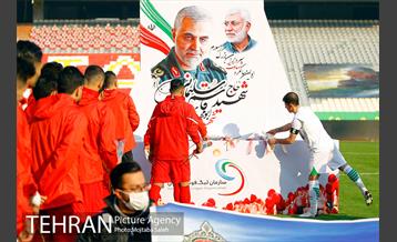 دیدار تیم های فوتبال پرسپولیس و ذوب آهن 3