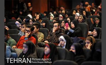 مراسم تکریم شهدای دانشجو تحت عنوان " از هویزه تا حرم" با حضور دکتر قالیباف 17