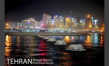 ویژه برنامه شب فیروزه ای در دریاچه شهدای خلیج فارس 1