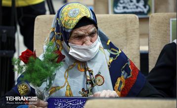 تجلیل و تکریم مادران شهید در منطقه هشت  10