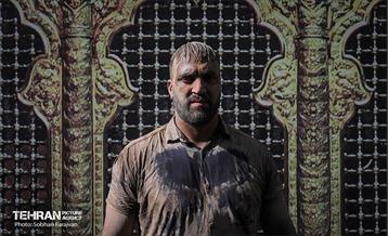 حبُّ الحُسَین هویّتُنا 3