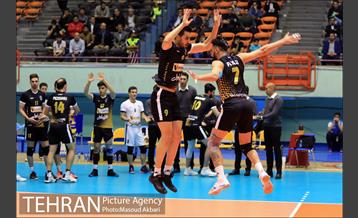 دیدار تیم های والیبال سایپا و شهرداری ورامین 1