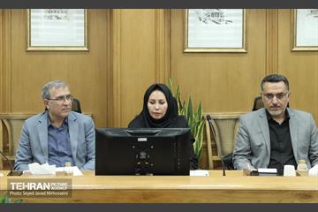 جلسه هم‌اندیشی جمعی از مهندسان حوزه شهرسازی و ترافیک با شهردار تهران 12