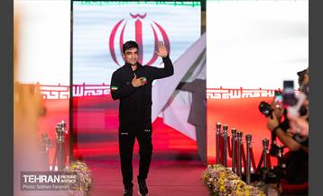 مراسم تجلیل از کشتی‌گیران قهرمان جهان (جشنی برای ایران) 113