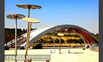 پیاده موج دریاچه شهدای خلیج فارس 8