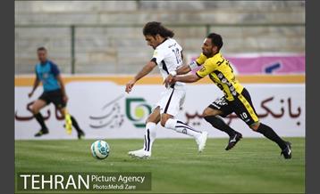 دیدار راه آهن و سپاهان در لیگ برتر فوتبال 17