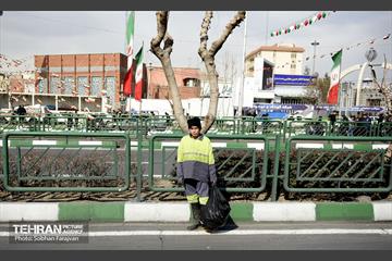 خدمات شهرداری تهران در پایان راهپیمایی ۲۲ بهمن 22