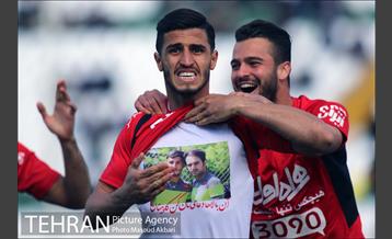 دیدار تیم های فوتبال ماشین سازی و پرسپولیس