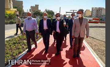 بازدید معاون امور مناطق شهرداری تهران از منطقه 17