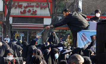 تشییع و تدفین پیکر مطهر دو شهید گمنام در منطقه 17