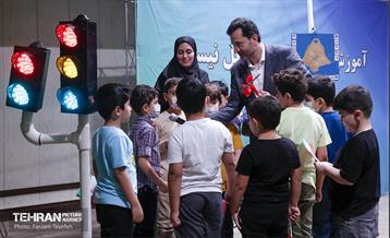 زنگ مدرسه در منطقه 5