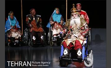 نمایش فاخر رستم و سهراب 12