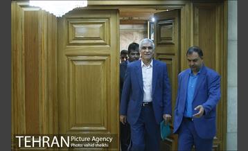 جلسه شورای شهر با حضور شهردار تهران 6