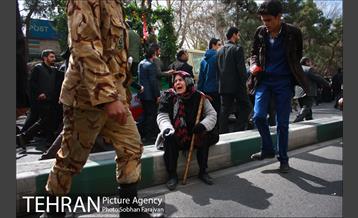 تشییع سه شهید گمنام در میدان فاطمی 25