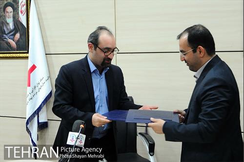 تفاهم نامه همکارى بین مرکز ارتباطات و امور بین الملل شهردارى تهران با ستاد توان افزایى و حمایت از فعالیت سازمان هاى مردم نهاد شهر تهران 17