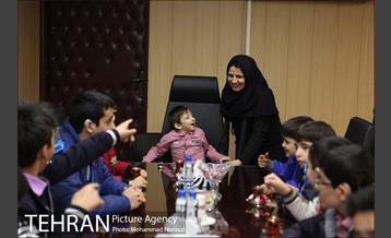 دیدار بچه های باغچه بان با شهردار منطقه شش 7