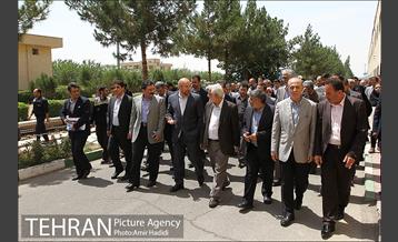 آیین بهره برداری از 43 دستگاه واگن مترو 21