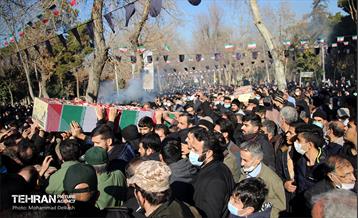 تشییع دو شهید گمنام در منطقه 15