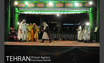 تعزیه خوانی در تکیه دو شهید دولت آباد 30