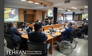 نشست جمعی از یادگاران دفاع مقدس با شهردار تهران 15