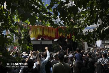 تشییع پیکر شهید اسماعیل هنیه در تهران - 3 8