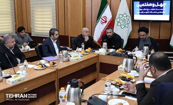 حضور عضو شورای اسلامی شهر در منطقه ۱8 24