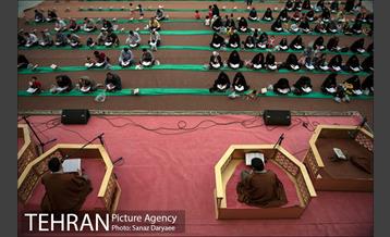 اجرای کرسی های تلاوت قرآن ویژه ماه مبارک رمضان در میدان امام حسین 8