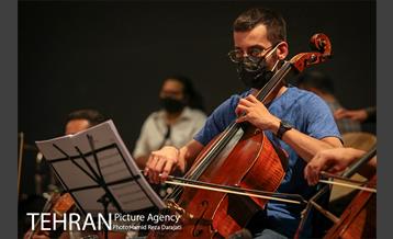 تمرین کنسرت آنلاین نغمه های تهران در برج میلاد 3