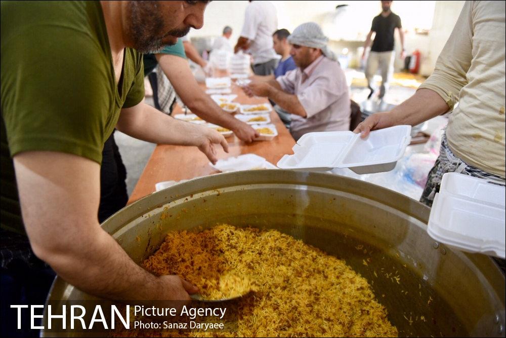 بسیج شهرداری تهران در مناطق سیل زده خوزستان 12