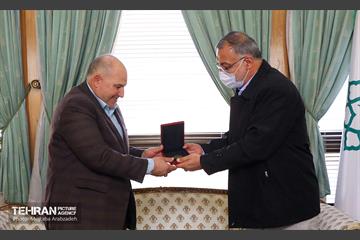 دیدار شهردار تهران با معاون استاندار نجف اشرف 21