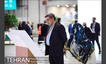 بازدید پیروز حناچی از نمایشگاه مجمع جهای شهری  9