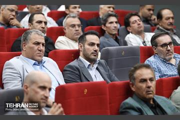 هم اندیشی صمیمانه شهردار تهران با سازندگان شهر 29