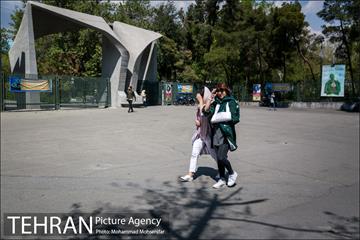 شهرنگار؛ خیابان انقلاب 15