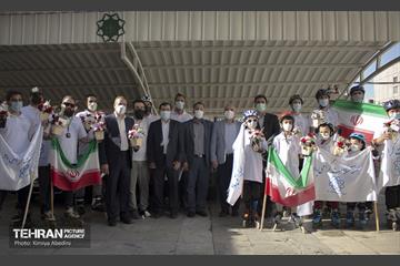 گرامیداشت هفته سلامت در صحن علنی شورای شهر و تقدیر از خانواده شهدای سلامت 10
