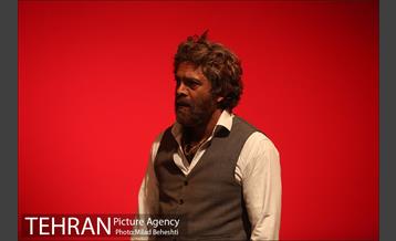 نمایش نوای اسرارآمیز‎ 16