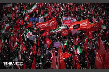 تشییع پیکر آقای شهید ایران - 4 72